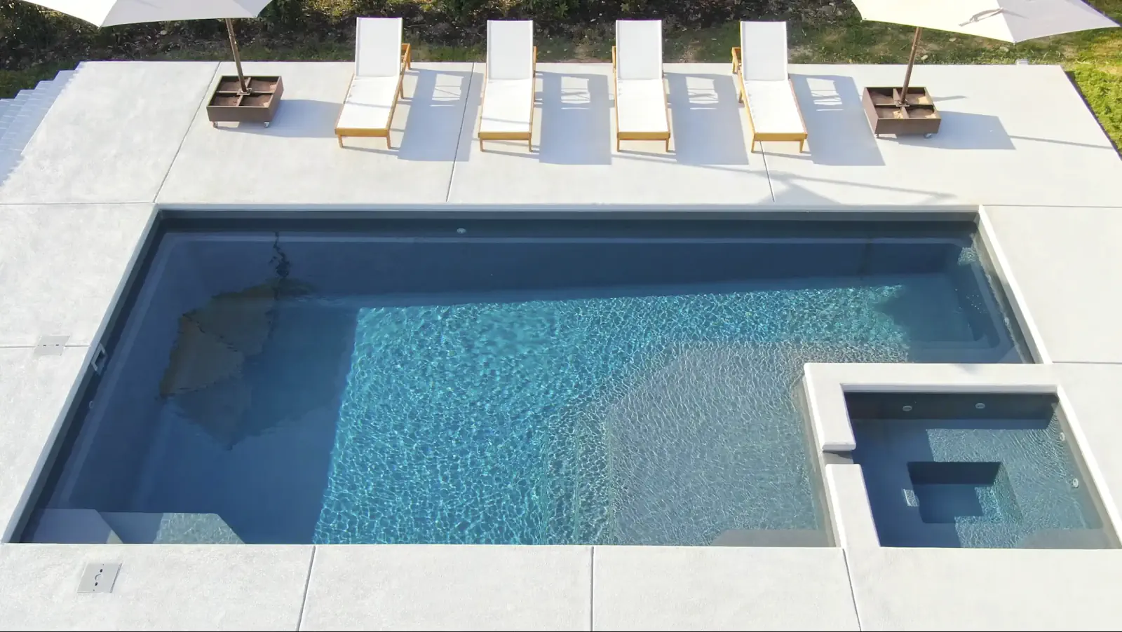 Aviva Pools Terre Haute: your swimming pool experts